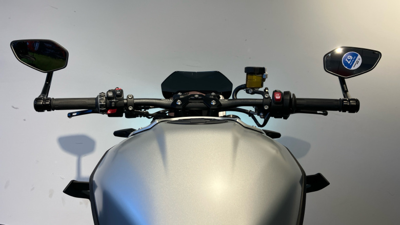 BMW M 1000 R (25MY)